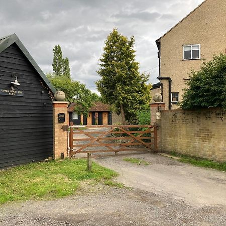 Upper Wood End Farm Holiday Cottages Marston Moreteyne Bagian luar foto